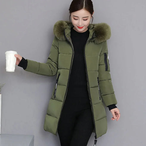 Elegant Hooded Winter Parka with Fur Collar