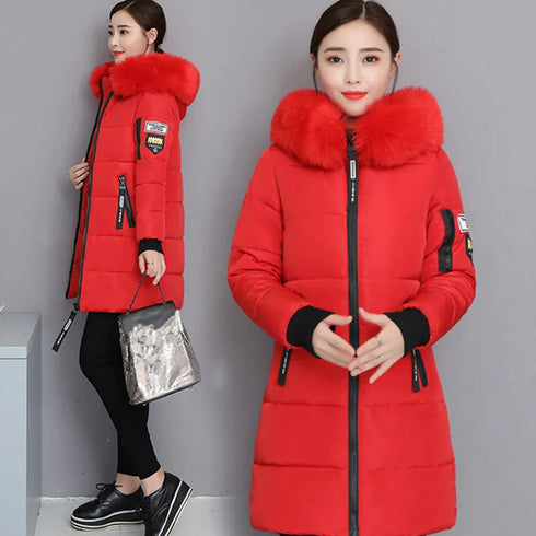 Elegant Hooded Winter Parka with Fur Collar