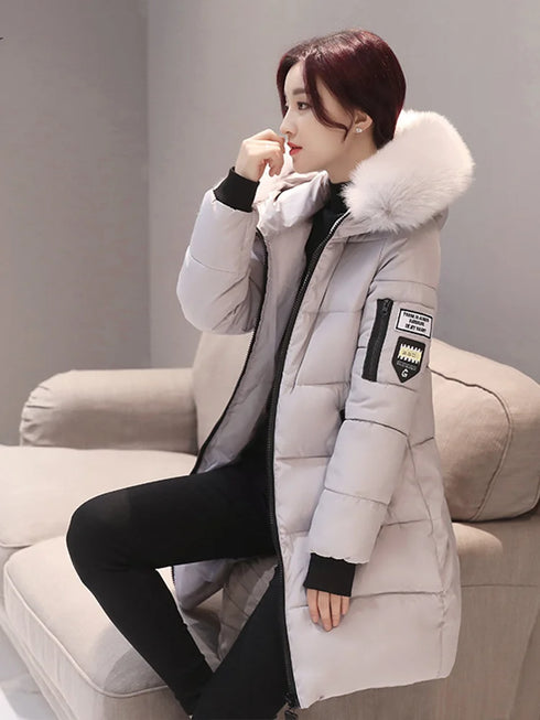 Elegant Hooded Winter Parka with Fur Collar