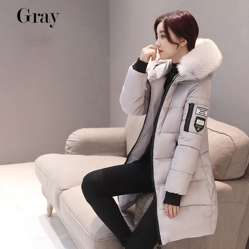 Elegant Hooded Winter Parka with Fur Collar