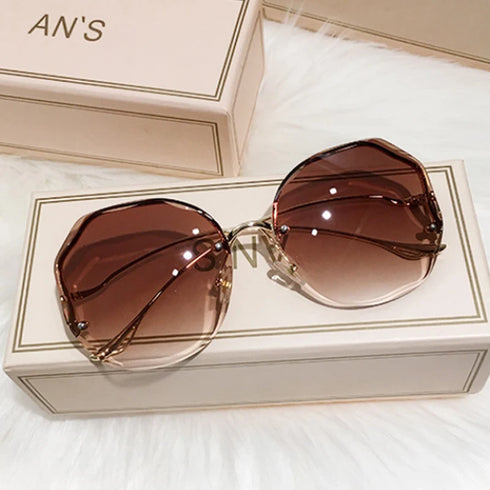 Luxury Round Gradient Sunglasses for Women - UV400 Protection