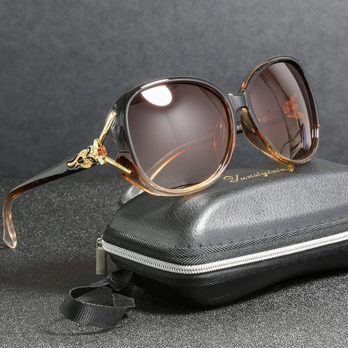 YUNSIYIXING Women's Polarized Butterfly Sunglasses