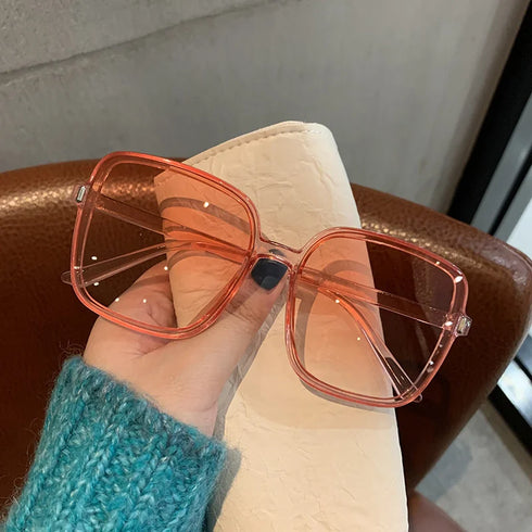 Retro Square Sunglasses for Women with Gradient Lenses