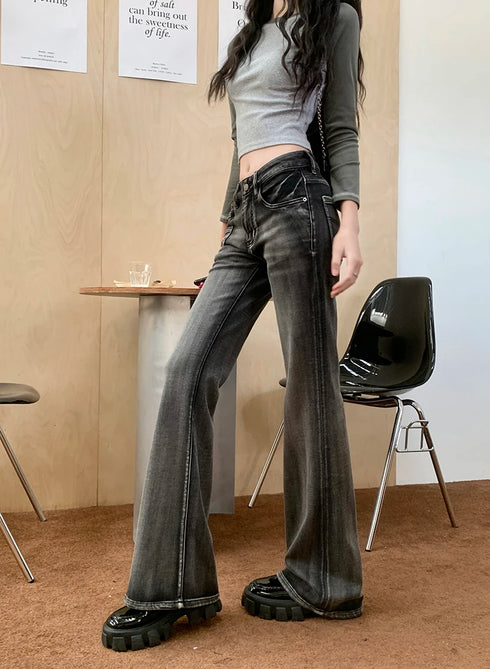Women’s Gothic Flare Jeans in Black