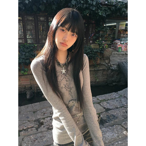 Flare Sleeve Graphic T-Shirt in Grey