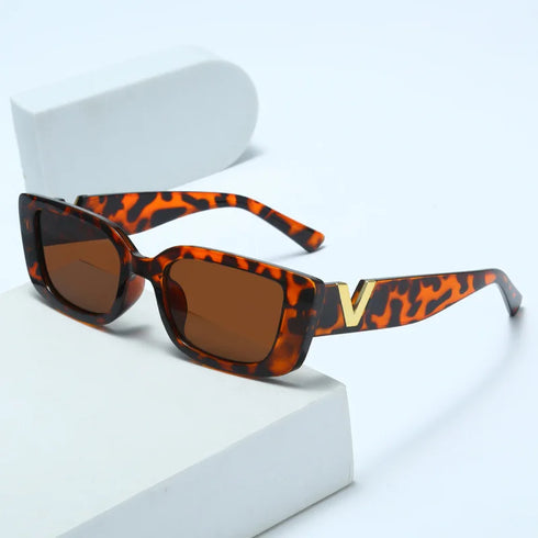 New Small Frame V-Shaped Fashion Sunglasses UV400 Protection