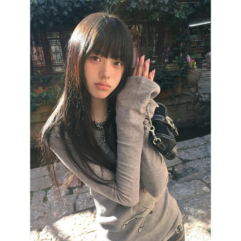 Flare Sleeve Graphic T-Shirt in Grey