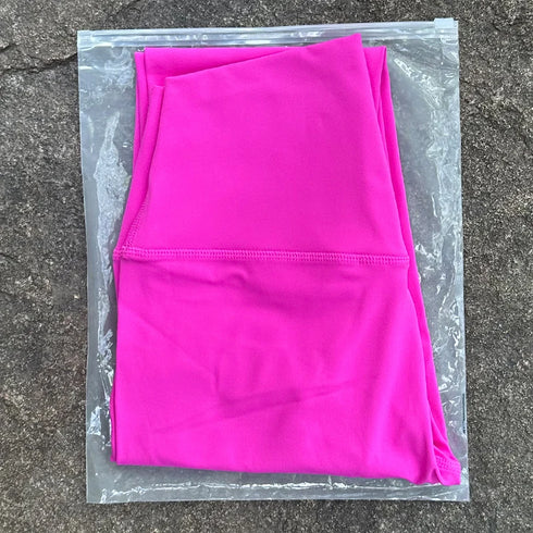 Women's Seamless Yoga Leggings with Inner Pocket