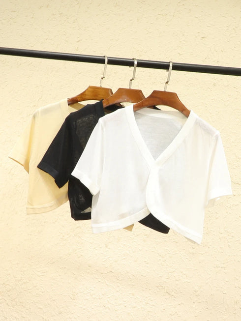 Lightweight Black V-Neck Cropped Cardigan for Women