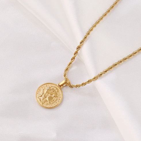 316L Stainless Steel Carved Queen Coin Pendant Necklace