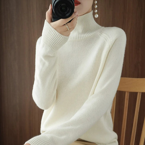 Women's Turtleneck Cashmere Blend Sweater