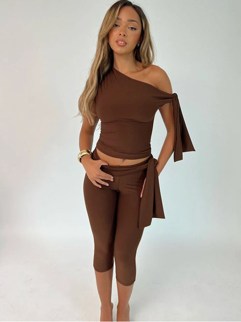 Women’s One Shoulder Sleeveless Top & Knee-Length Pants Set