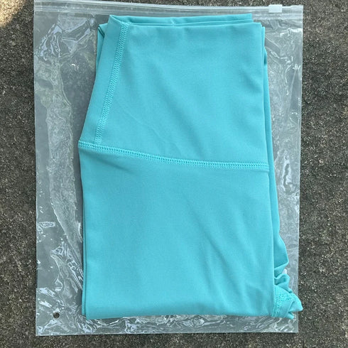 Women's Seamless Yoga Leggings with Inner Pocket