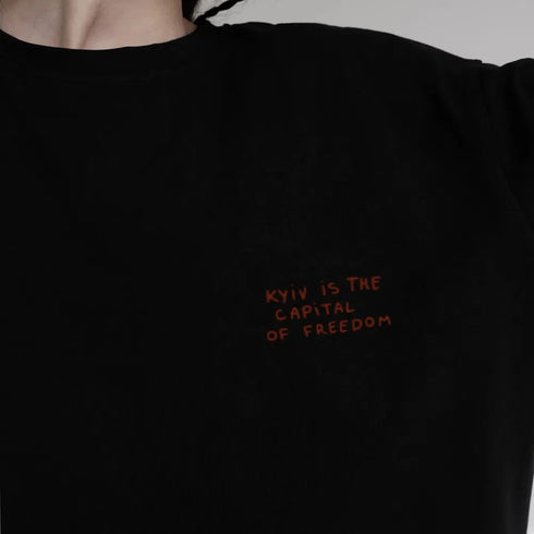 Women’s Summer Freedom Print Tee – Stylish Cotton Drop Sleeve T-Shirt Featuring Kyiv as the Capital of Freedom