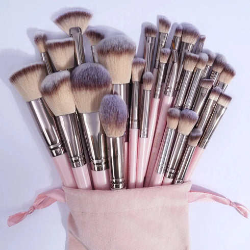 30pcs Professional Makeup Brush Set with Bag for Flawless Application
