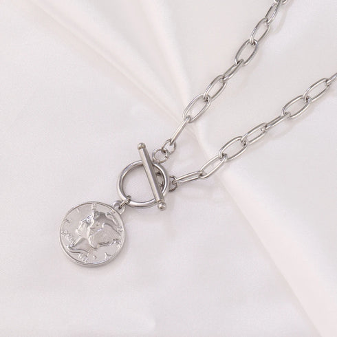316L Stainless Steel Carved Queen Coin Pendant Necklace