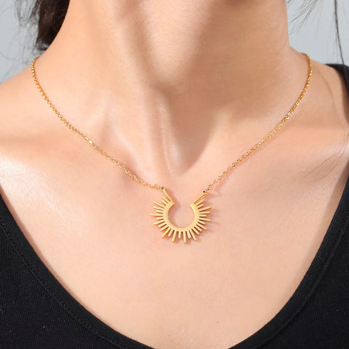 Sun Ray Pendant Necklace in Gold