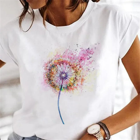 Feather Print Aesthetic T-Shirt for Women - Short Sleeve Graphic Tee, Trendy Streetwear Top, Perfect for Spring/Summer Fashion