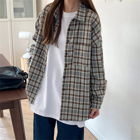 Oversized Long Sleeve O-Neck T-Shirt in Black and White
