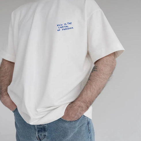 Women’s Summer Freedom Print Tee – Stylish Cotton Drop Sleeve T-Shirt Featuring Kyiv as the Capital of Freedom