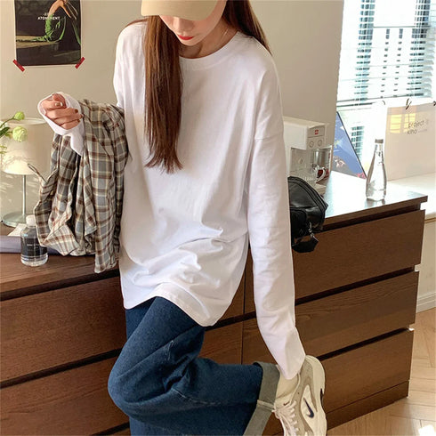 Oversized Long Sleeve O-Neck T-Shirt in Black and White