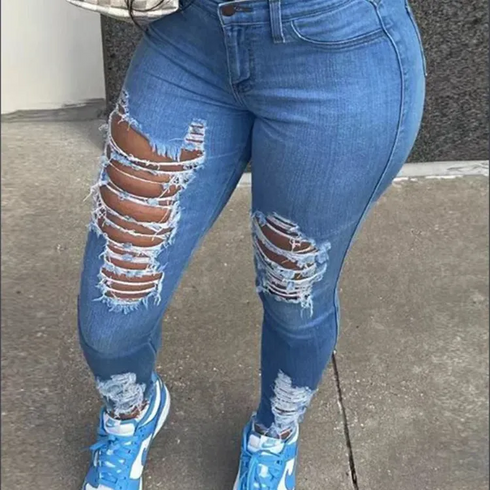 Women's Ripped Slim Fit Jeans in Blue