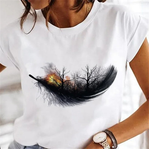 Feather Print Aesthetic T-Shirt for Women - Short Sleeve Graphic Tee, Trendy Streetwear Top, Perfect for Spring/Summer Fashion