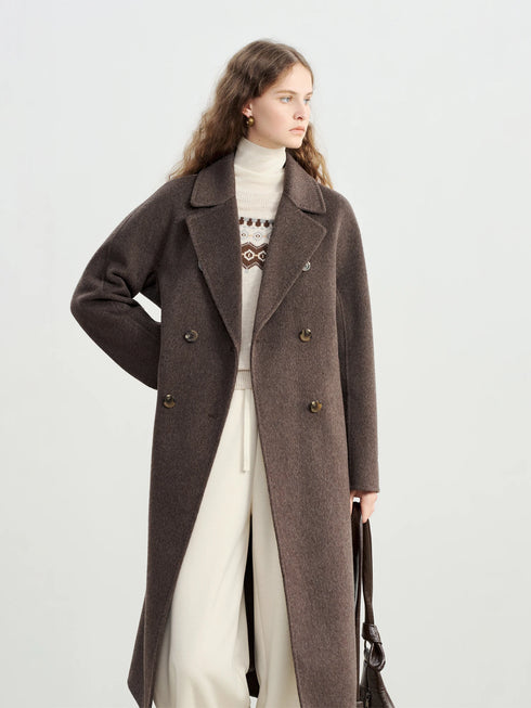 Stylish Women's Petite Wool Overcoat with Suit Lapel