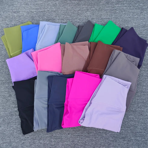Women's Seamless Yoga Leggings with Inner Pocket