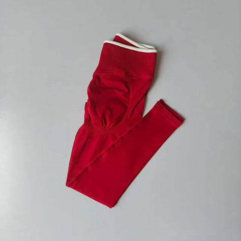 Women's High Waist Yoga Pants with Hip Lifting Detail