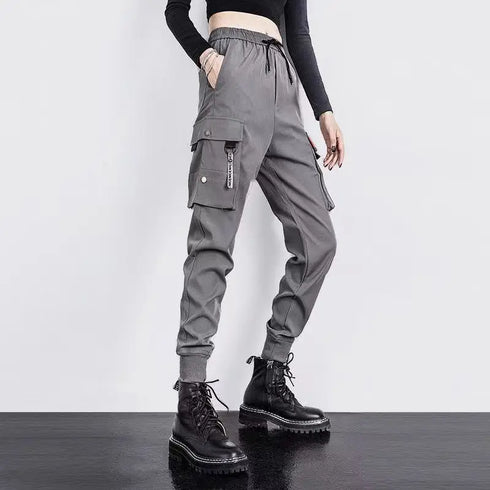 Women's Casual Cargo Joggers - Black & White