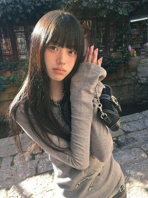 Flare Sleeve Graphic T-Shirt in Grey