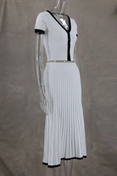 Elegant White Pleated Skirt Set with Short Sleeve Top